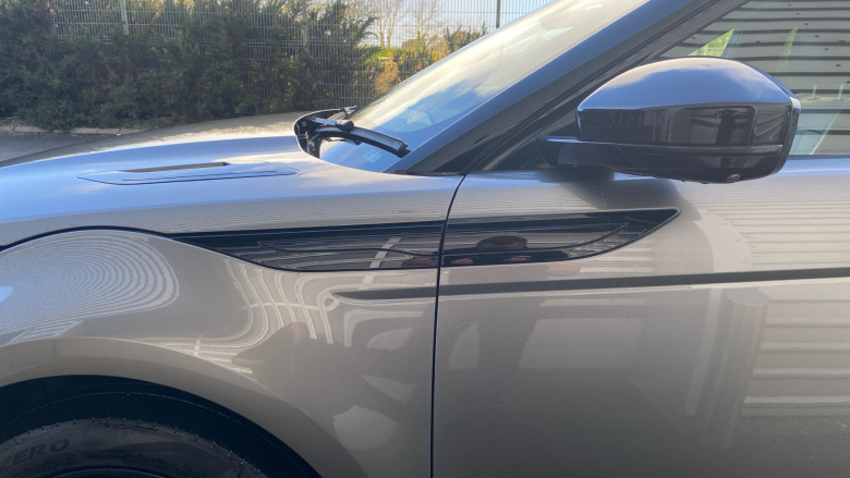 Land Rover Range Rover Evoque 1.5 P300e R-Dynamic HSE 5dr Auto Hatchback